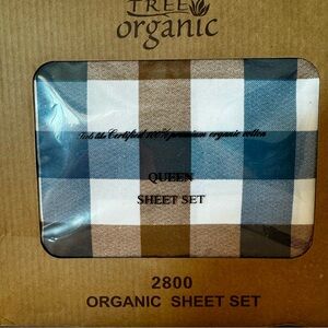 QUEEN Sheet Set - Fun, Green & Tan Checkered / Striped Design - BRAND NEW!